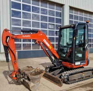 KUBOTA U27-4 2016